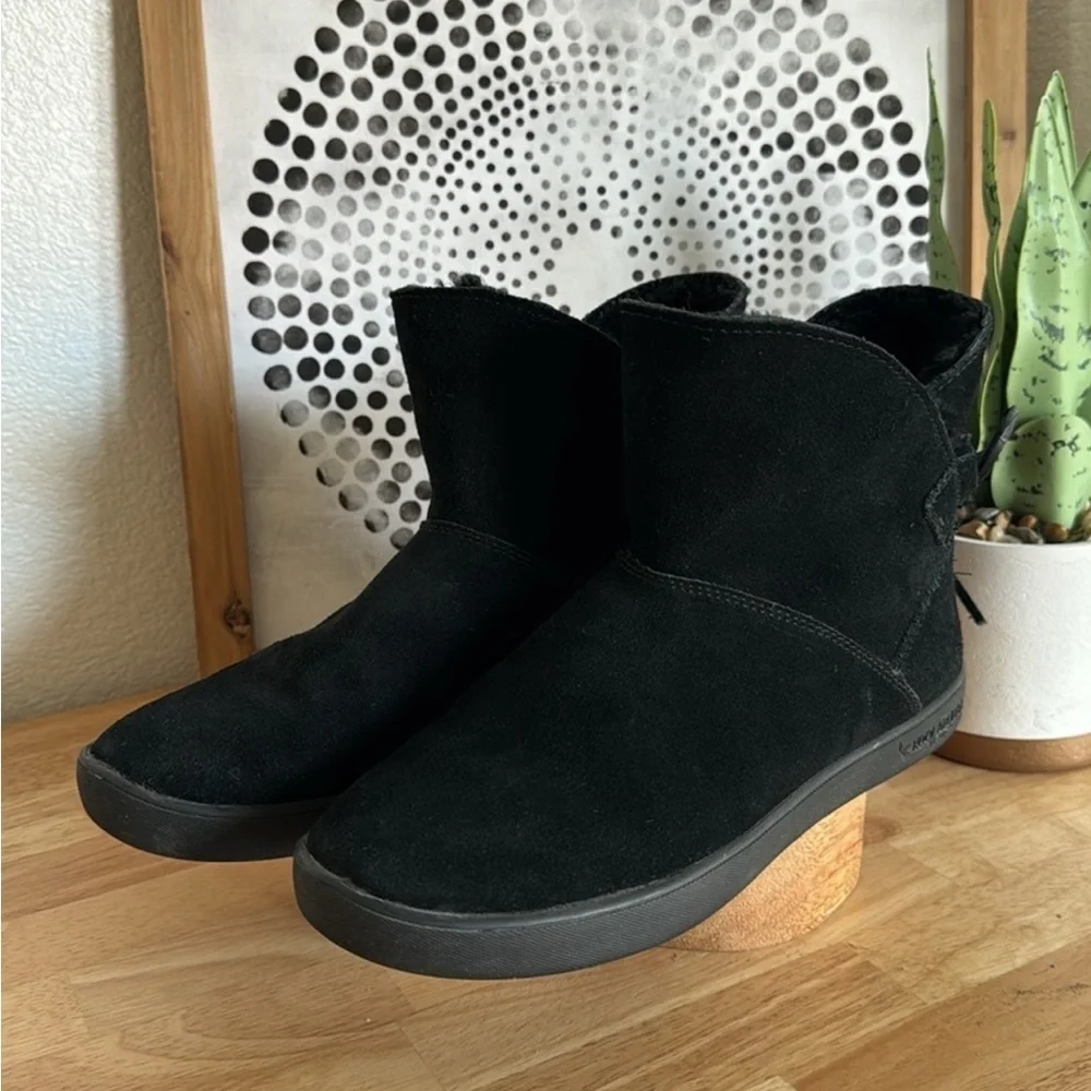UGG Koolaburra Womens Shazi Short Suede Ankle Cold Weather Boots Size 7